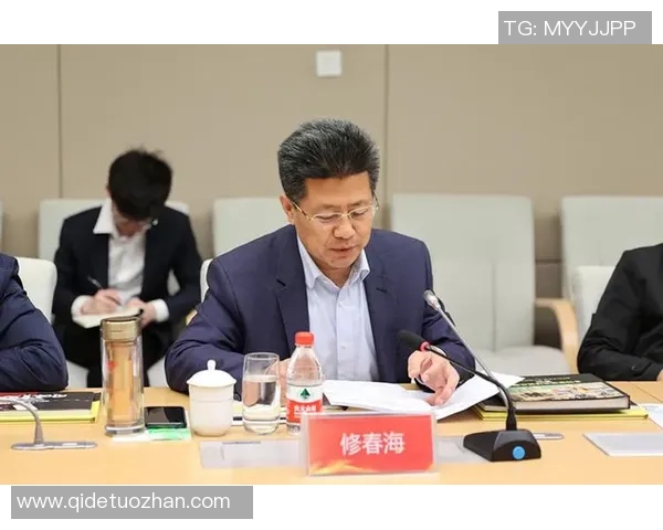 半职业足球的崛起与发展探讨:未来职业化道路的可能性与挑战 半职业足球的崛起与发展探讨:未来职业化道路的可能性与挑战